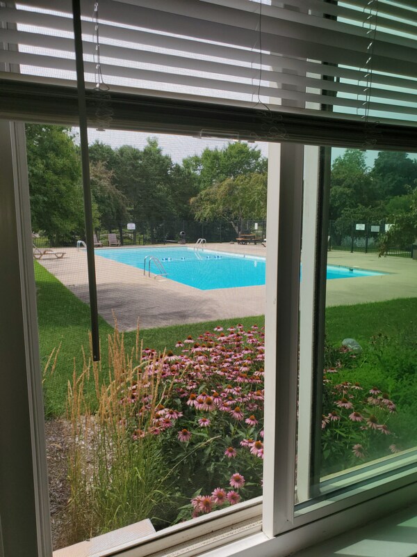 Foto principal - 5901 W Brown Deer Rd