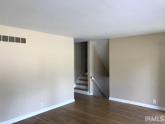 Building Photo - 5717 Twickingham Dr