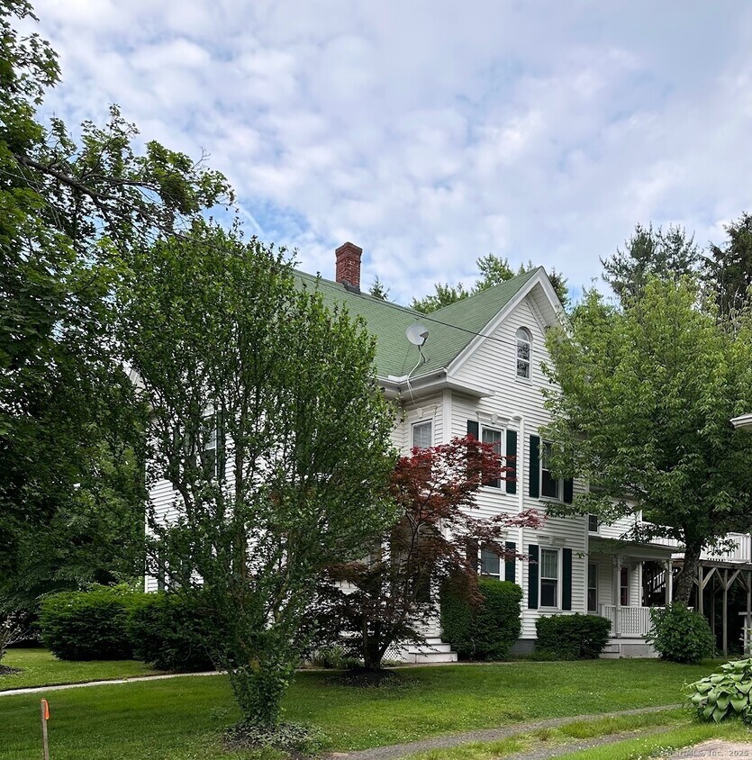 Foto principal - 463 N Main St