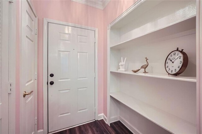 Foto del edificio - 3777 Peachtree Rd NE