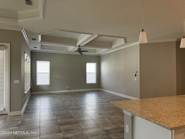 Foto del edificio - 370 Citrus Ridge Dr