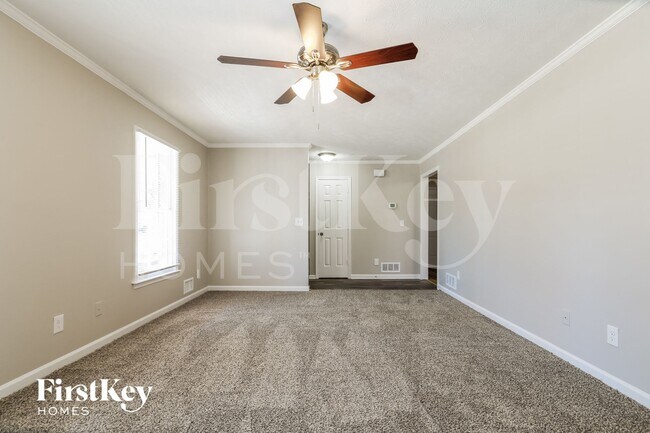 Foto del edificio - 331 Crescentview Ct