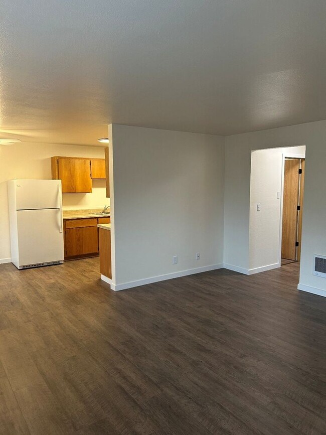 Foto del edificio - ScreenFirstStrike