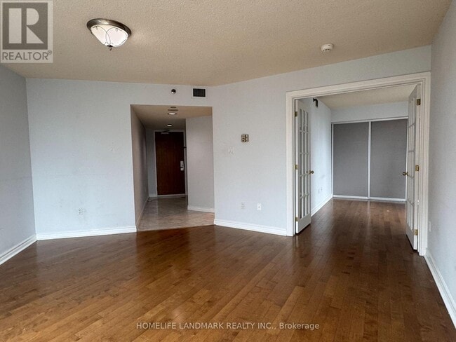 Building Photo - 38-1538 Elm St