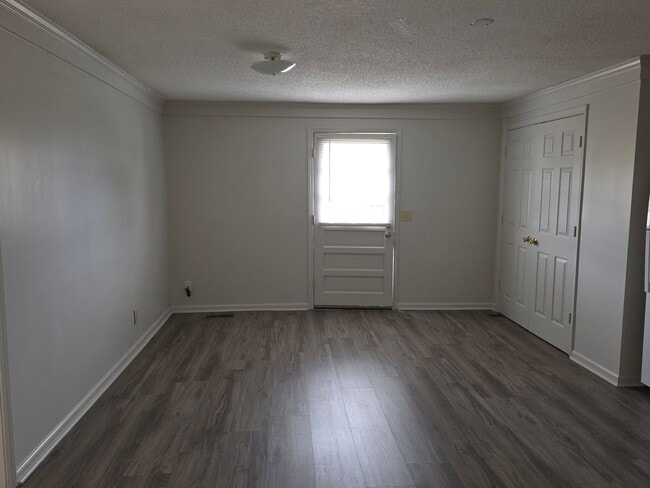 Foto del edificio - BONNER AVE-F&amp;S