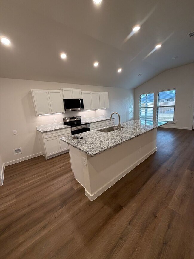 Foto del edificio - Harvest Neighborhood Beauty