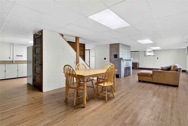 Foto del edificio - 11 Forest Ln