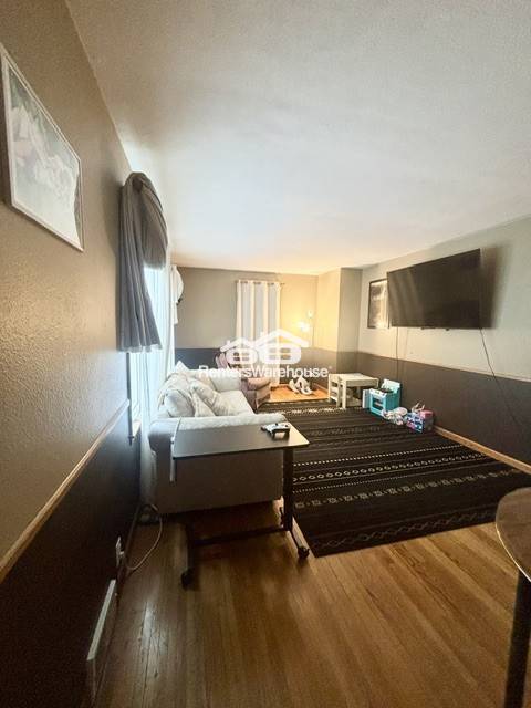 Foto del edificio - 612 8th Ave SW
