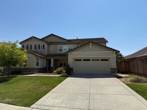 Building Photo - 3821 Cherry Pl