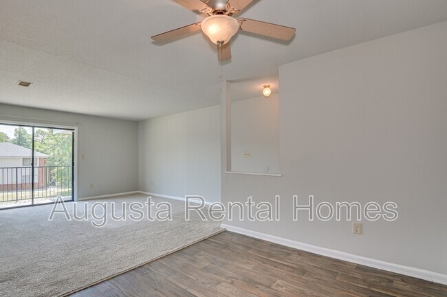 Foto del edificio - 2903 Ridge Ct