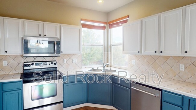 Building Photo - 4650 Crow Creek Dr