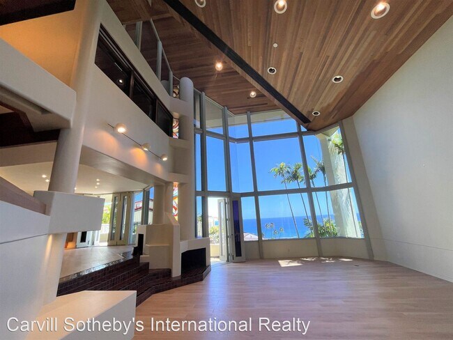 Building Photo - 6 br, 5 bath House - 1797 Laukahi Street