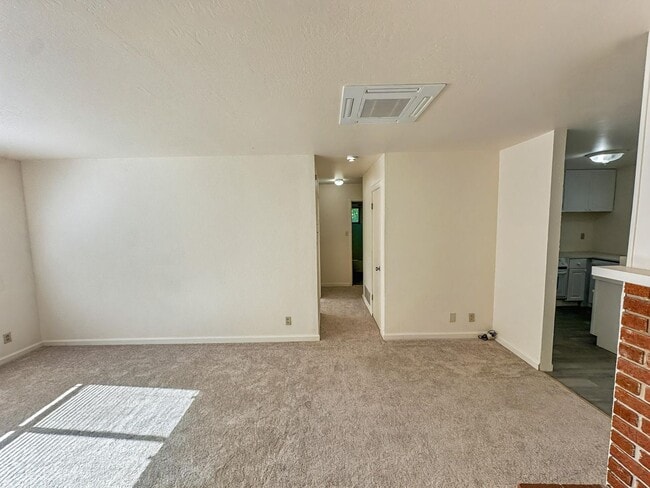 Building Photo - 53-55 Elizabeth Way