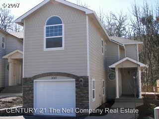 Primary Photo - 1447 Four Seasons Dr