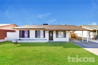 Building Photo - 7475 W Beryl Ave