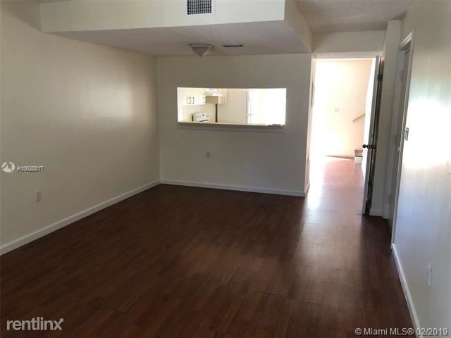 Building Photo - 2 br, 1.5 bath Condo - WATERVIEW CONDO