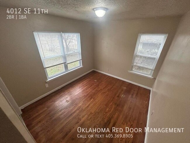 Building Photo - 4012 SE 11th-