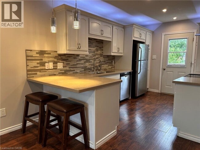 Photo du bâtiment - 445 Upper Wellington St