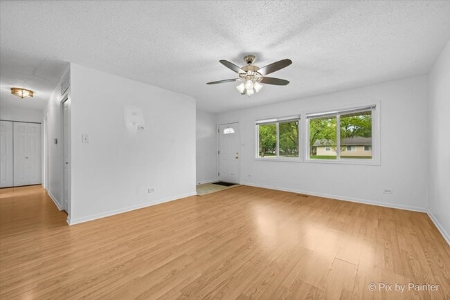 Building Photo - 295 Frederick Ct