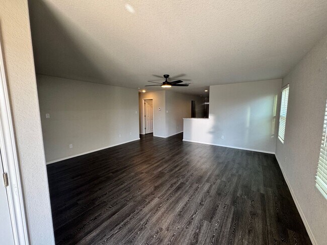Foto del edificio - Move-In Ready 3-Bedroom Home in Crestway Heights | East San Antonio
