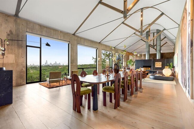 Foto del edificio - 3200 Stratford Hills Ln