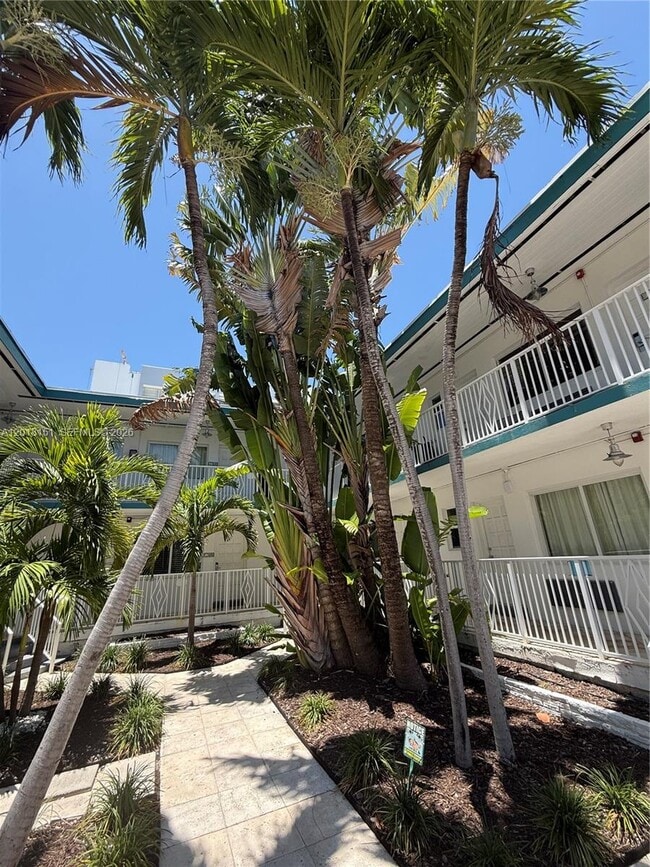 Building Photo - 7710 Harding Ave