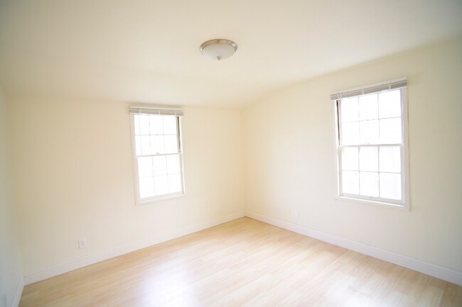 Foto del edificio - 99 Norton Ave