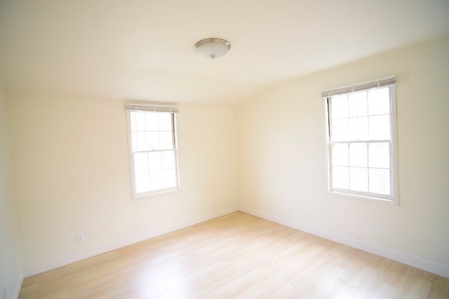 Photo - 99 Norton Ave Townhome