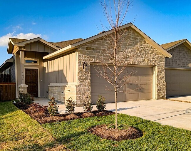 Building Photo - 25555 Starling Ln
