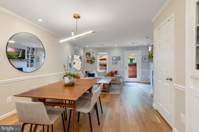 Foto del edificio - 1126 N Taylor St