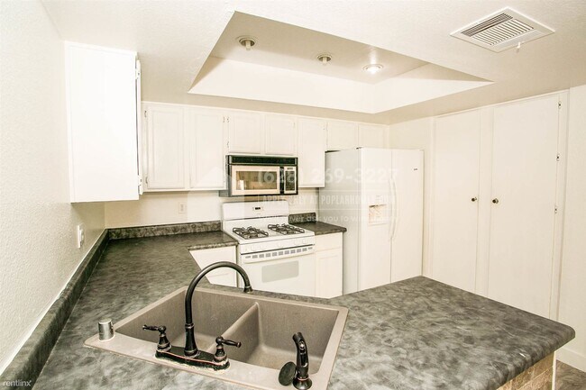Building Photo - 3 br, 2.5 bath House - 9953 Coral Sands Dr -