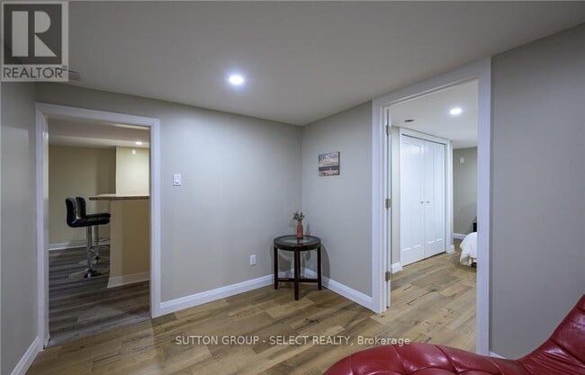 Photo du bâtiment - 6 Kirkton Ct