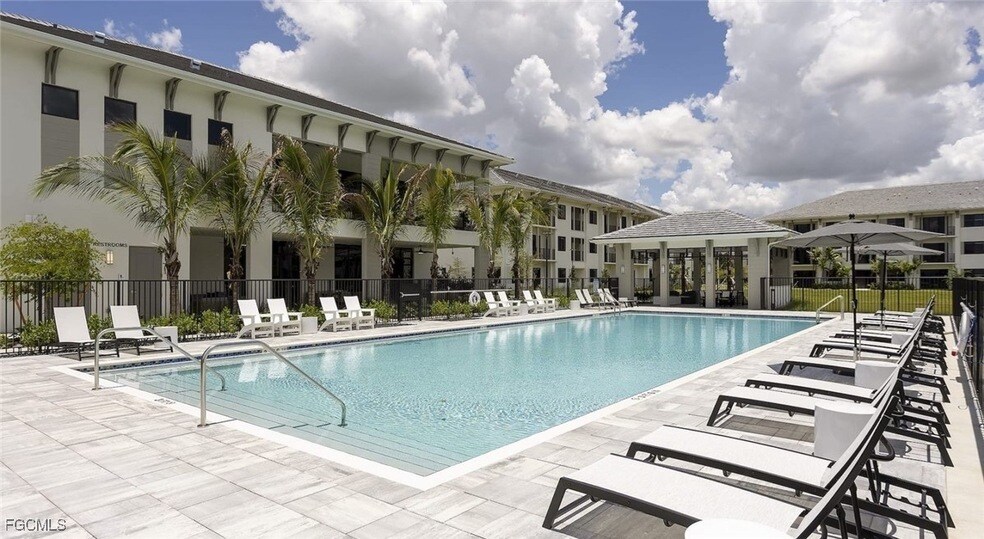 Foto principal - 7301 Lake Bank Lp