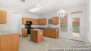 Foto del edificio - 17046 ashbury