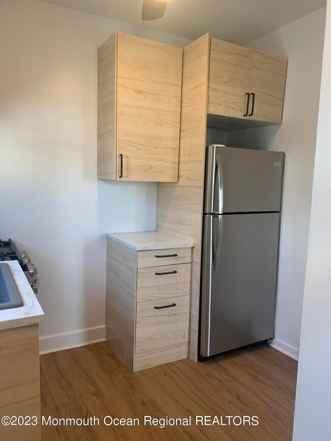 Foto del edificio - 609 3rd Ave