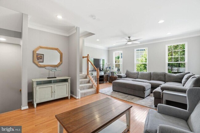 Foto del edificio - 8133 Dove Cottage Ct