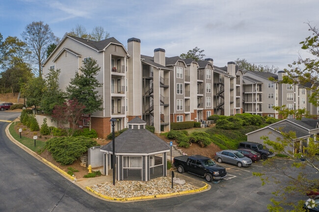 Building Photo - The Clarion Apartments