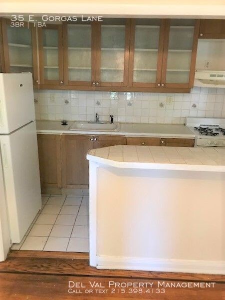 Building Photo - 35 E Gorgas Ln