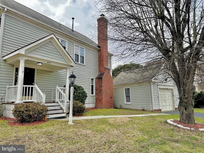 Building Photo - 6517 Summerton Way