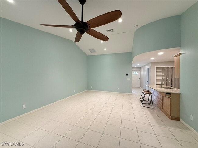 Building Photo - 8328 Matanzas Rd