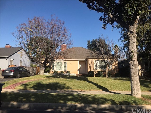Primary Photo - 1106 N Almansor St