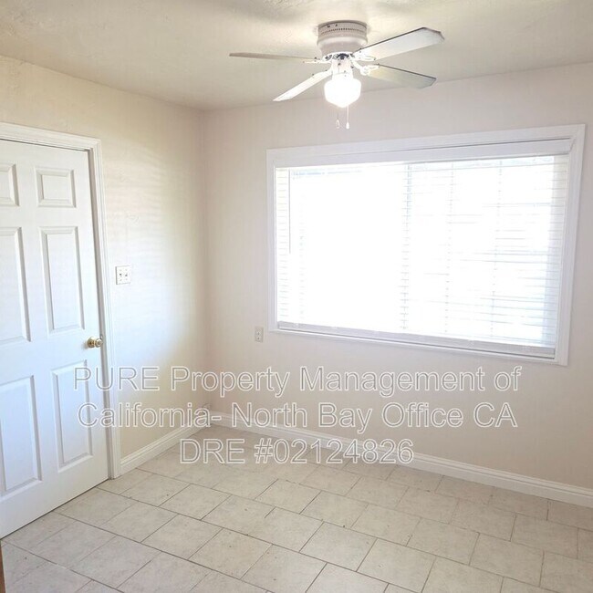 Foto del edificio - 1520 Joan Dr