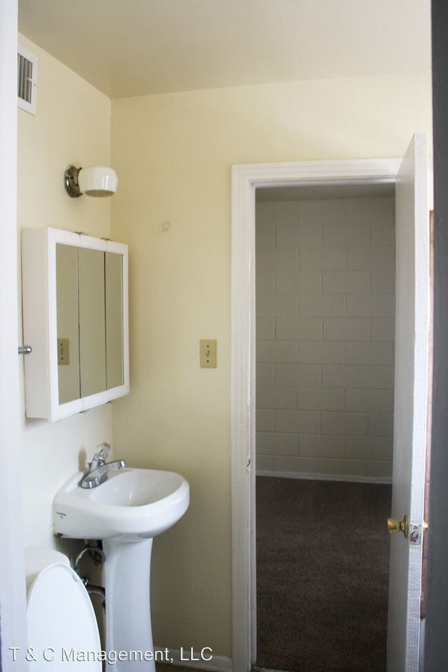 Foto del edificio - 1400 Amherst Dr SE