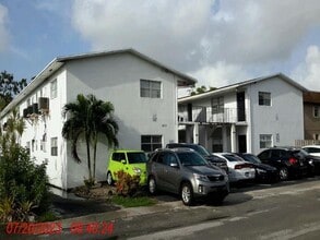 Building Photo - 2830 Fillmore St