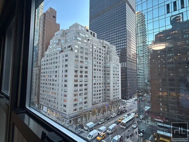 Foto del edificio - EAST 57 STREET