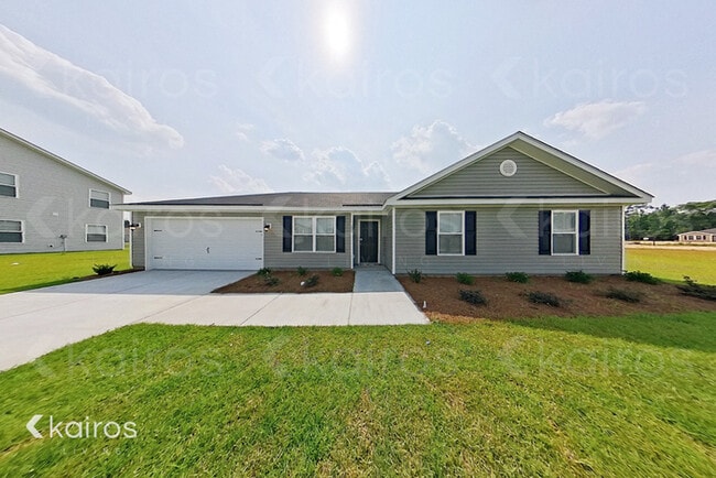 Building Photo - 203 Redwood Ct