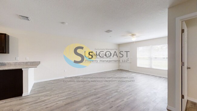 Foto del edificio - Beautiful 2 Bedroom/2 Bath unit
