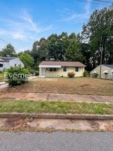 Building Photo - 1242 Addison Ave