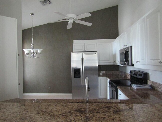 Foto del edificio - 1669 Monarch Dr