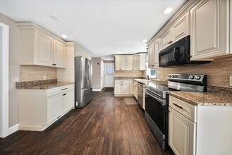 Building Photo - 6 Ellery St